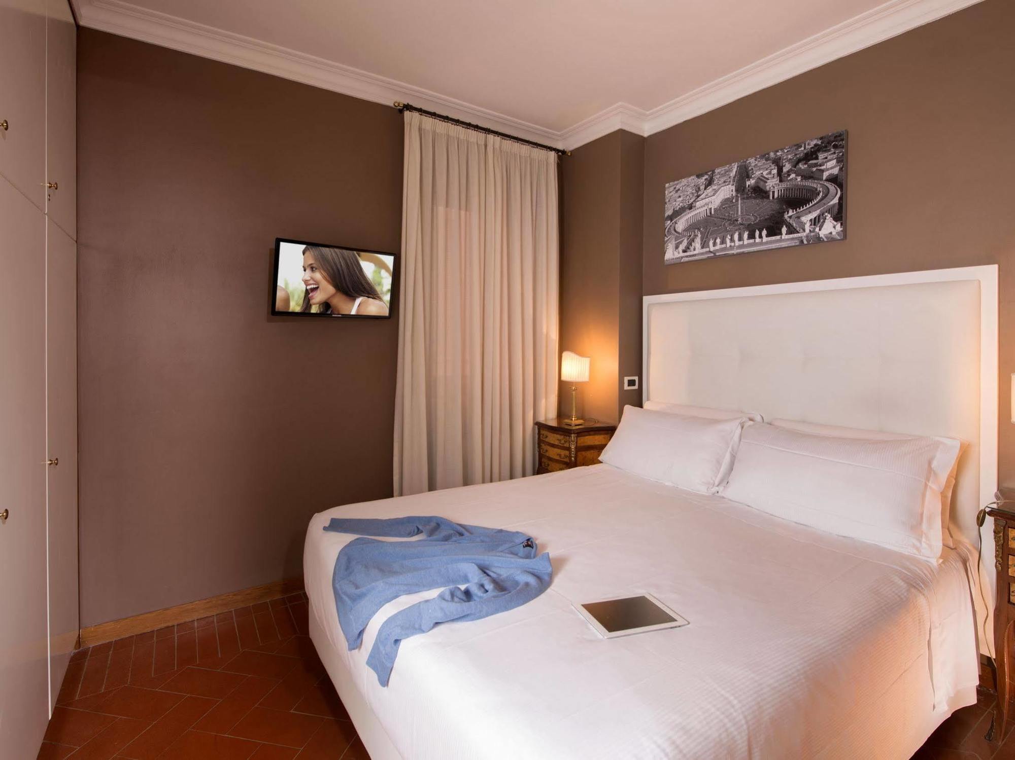 Astrid Roma Suites Extérieur photo